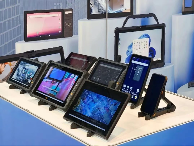 Emdoor EM-I14M Rugged Tablet with dedicated NPU acceleration