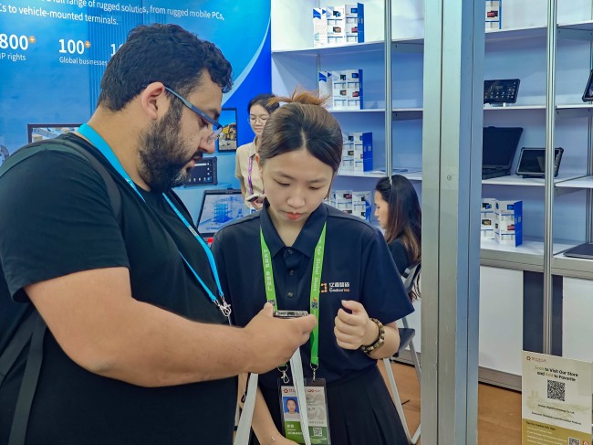 Terminais ásperos exteriores construídos para circunstâncias ásperas